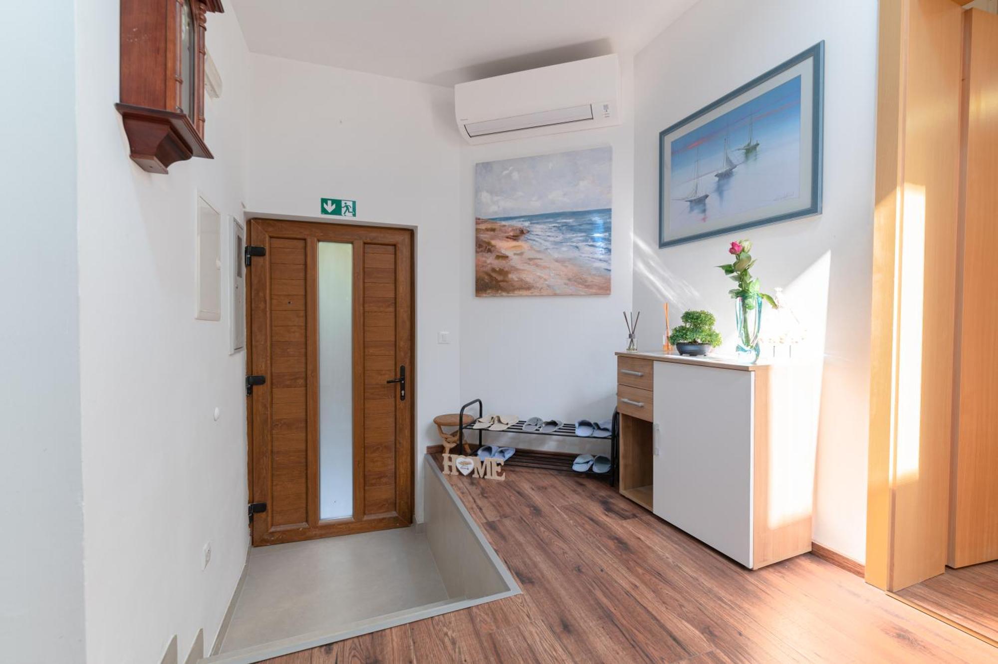 שיבניק Villa Old Town מראה חיצוני תמונה